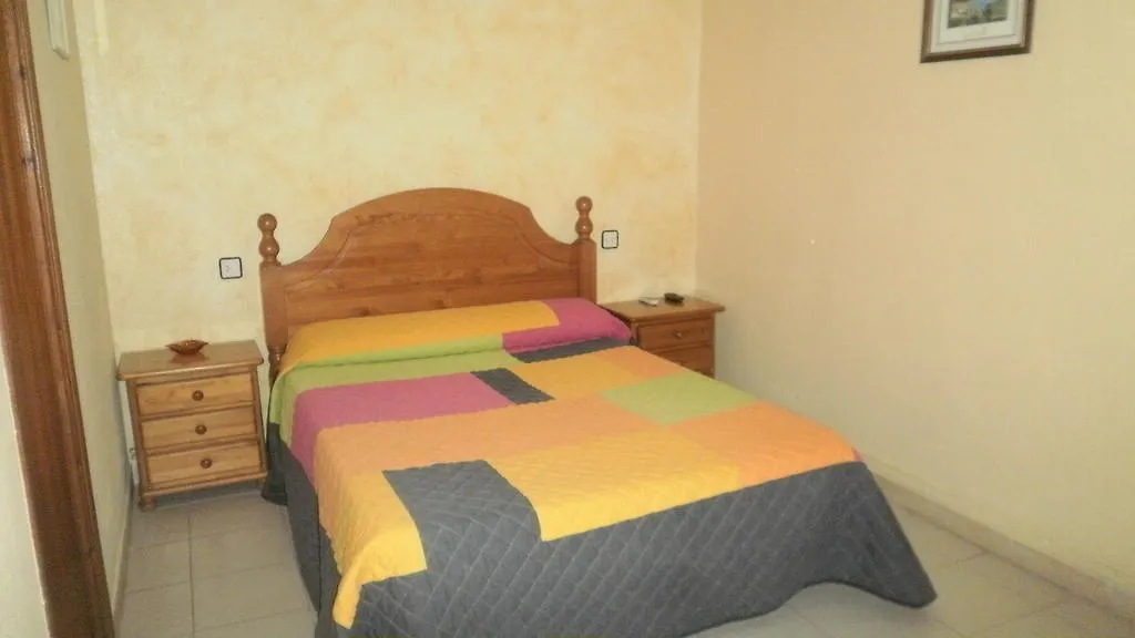 Pensio L'Avi Pep Guest House Saus Spain