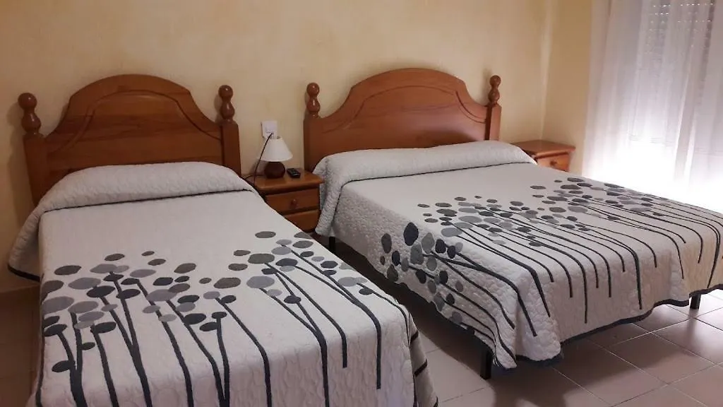 Pensio L'Avi Pep Guest House Saus