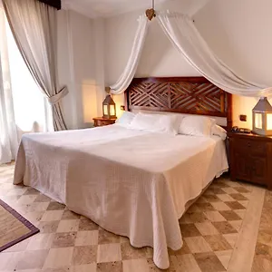Hotel Boutique Reina Mora **