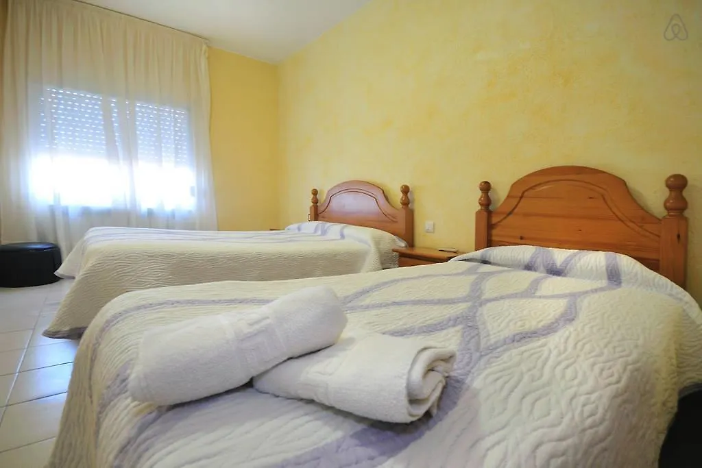 Pensio L'Avi Pep Guest House Saus